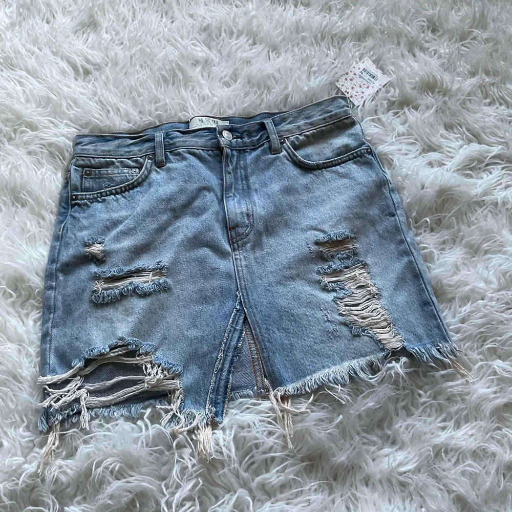 🆕Free People x‎ We The Free Relaxed & Destroyed Skirt